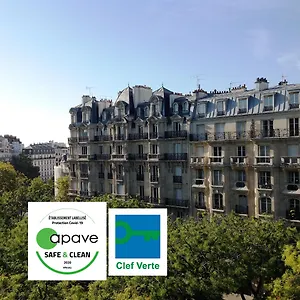 ** ホテル デュ プランタン フランス