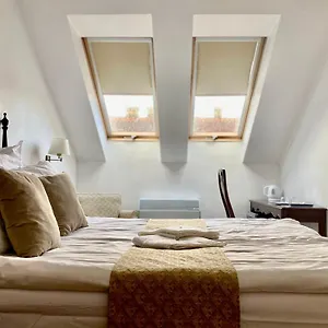  ゲストハウス Opera16 Guestrooms ハンガリー