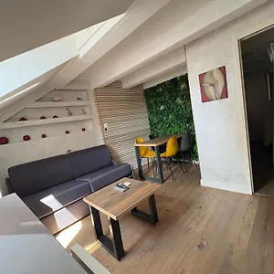 https://le-cocon-de-notre-dame.hotels-rhonealpes.com